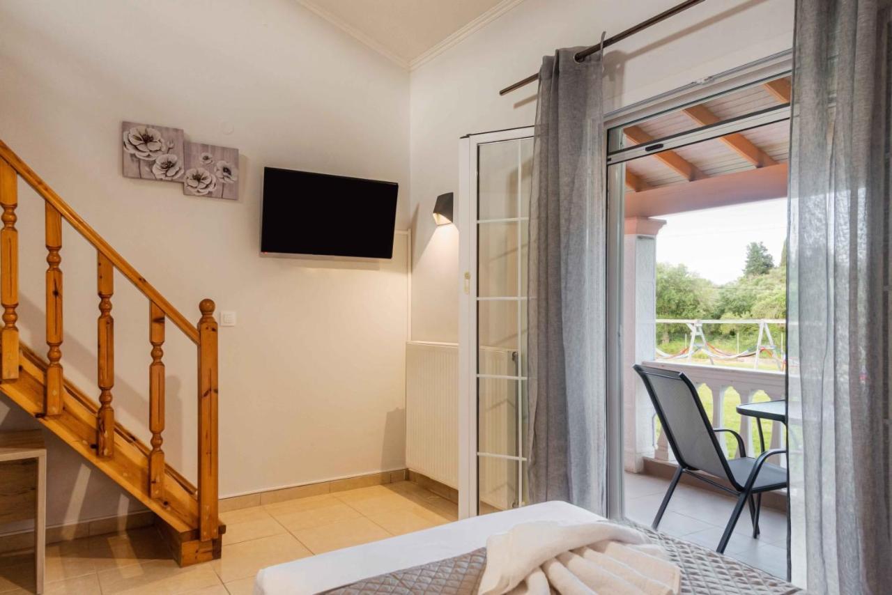Riposo Studios & Apartments Kávos Eksteriør bilde